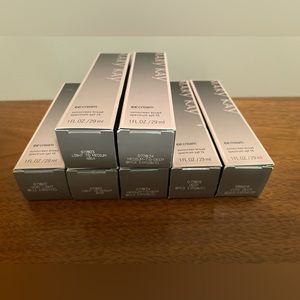 Mary Kay CC Cream Light to Medium SPF 15 (BRAND NEW)‎